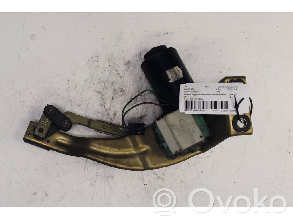 Fiat Panda 141 Tiranti e motorino del tergicristallo anteriore 