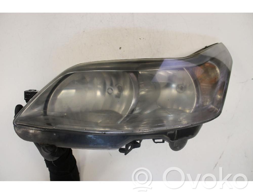 Citroen C4 I Lampa przednia 