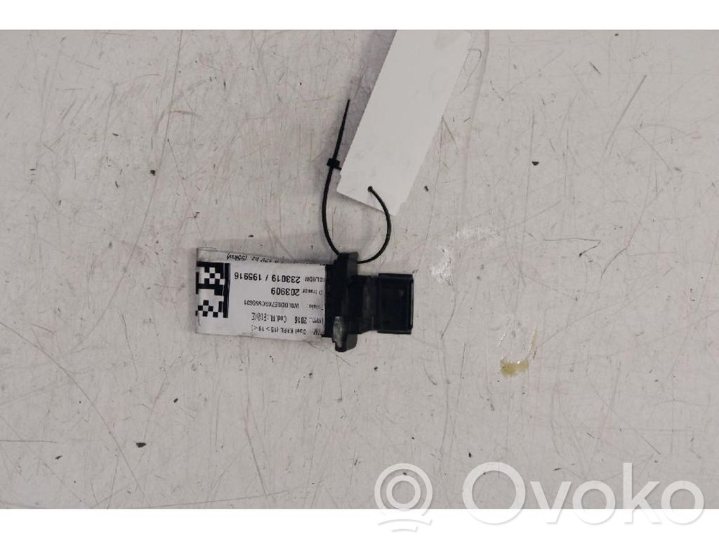 Opel Karl Przepływomierz masowy powietrza MAF 