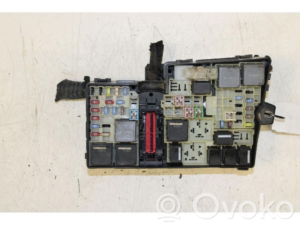 Ford C-MAX II Drošinātāju bloks 