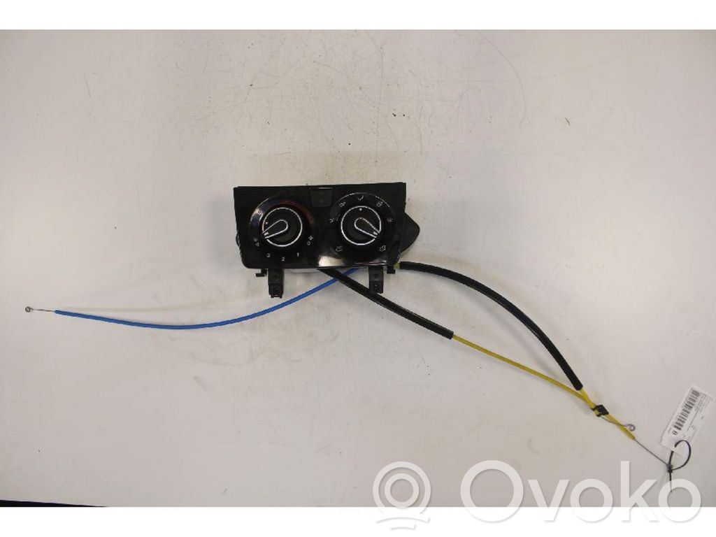 Fiat Ducato Oro kondicionieriaus/ klimato/ pečiuko valdymo blokas (salone) 