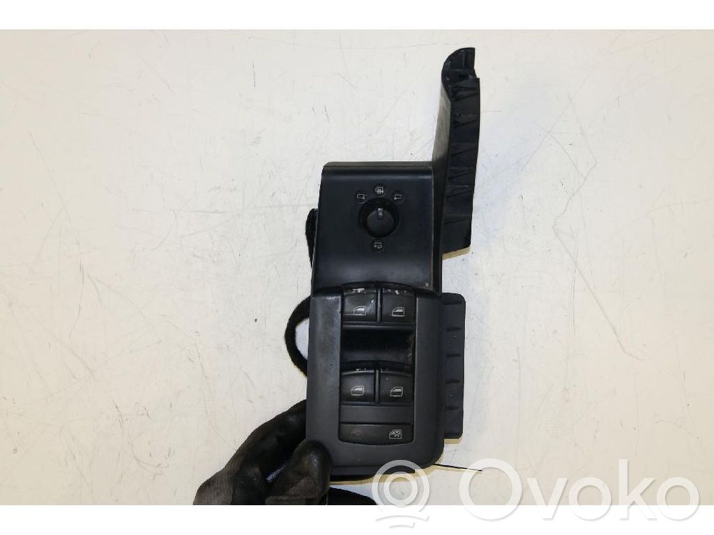 Audi A3 S3 8P Przyciski szyb 