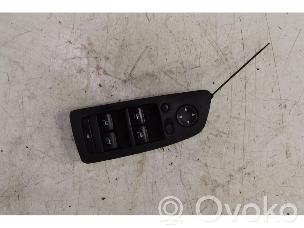 BMW 1 E81 E87 Electric window control switch 