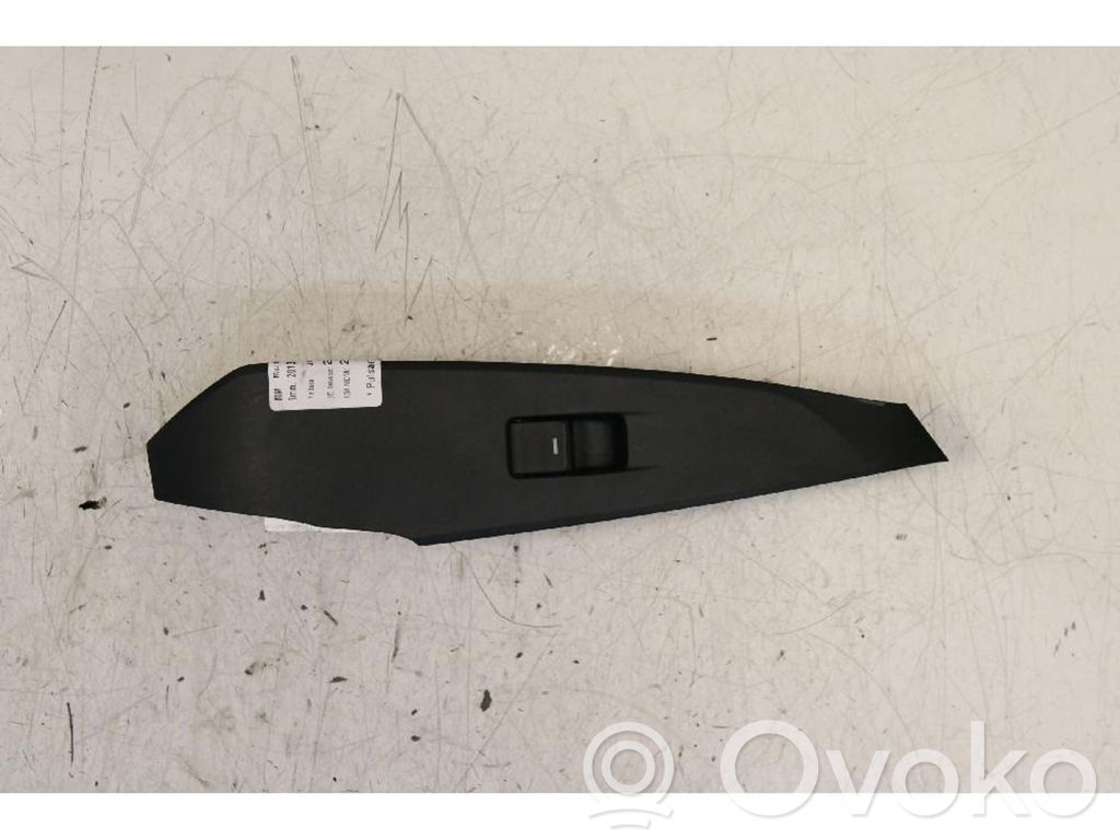 Interruptor del elevalunas eléctrico   5AB133EA01