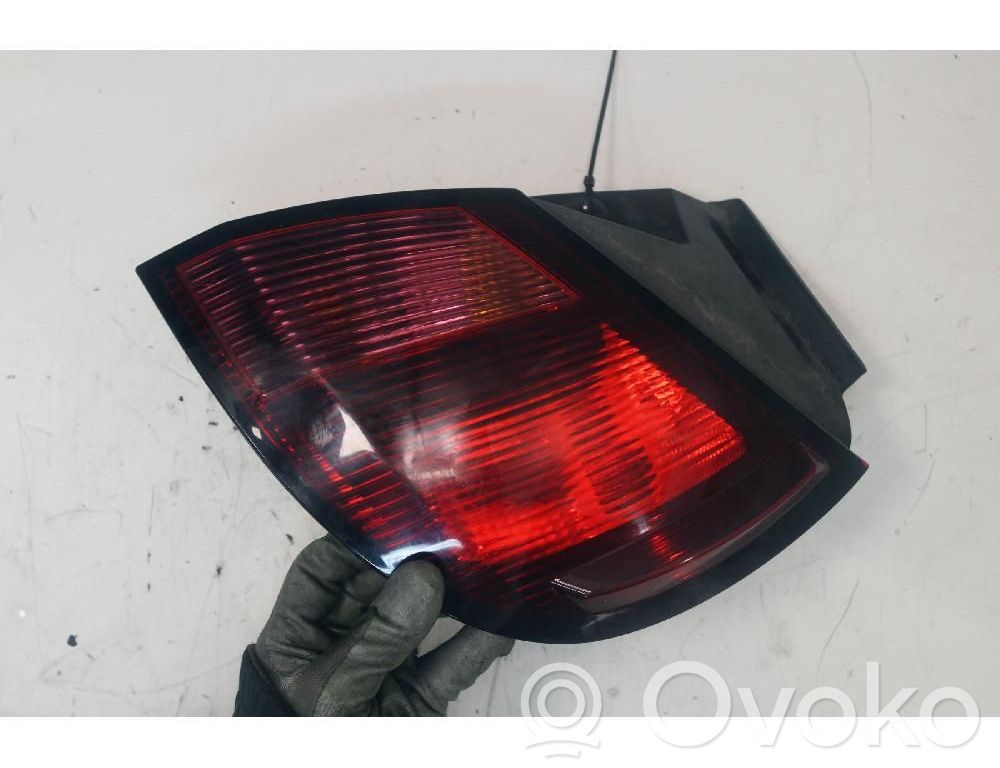 Mitsubishi Colt Lampa tylna 
