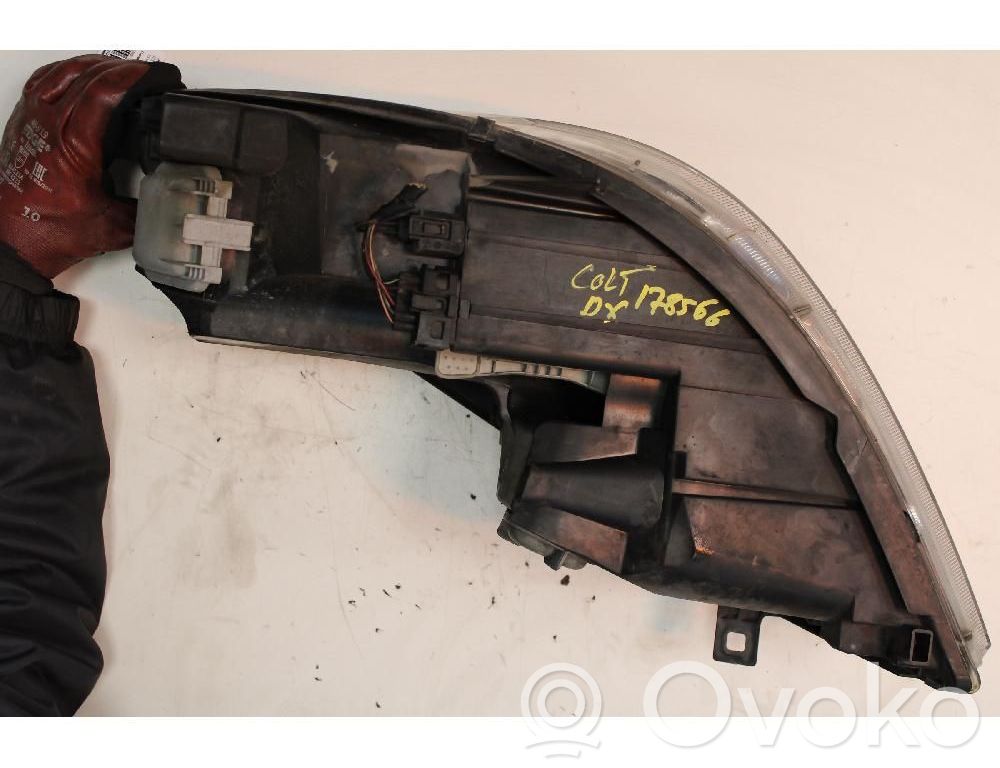 Mitsubishi Colt Phare frontale 