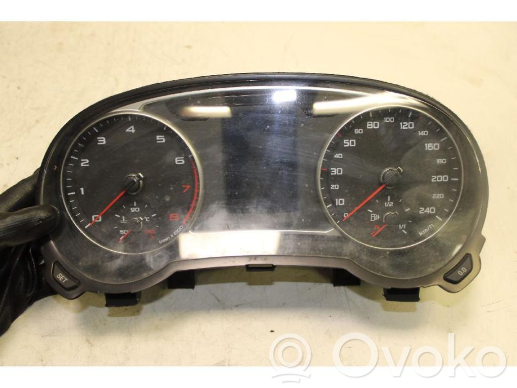 Audi A1 Vitezometru (grup de instrumente) 