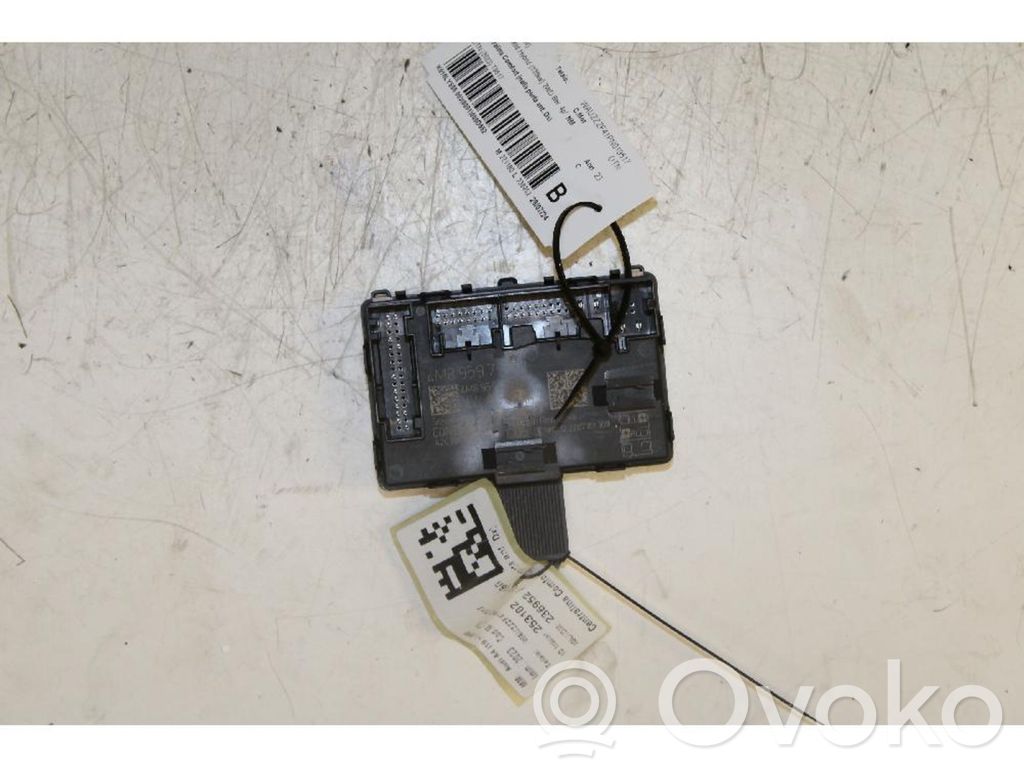 Inne komputery / moduły / sterowniki   4M8959792N,001,02S,0390,4M8,959792N,A2C7847810000,AG,CONTINENTALMADE,IRL,LLL,ROMANIA,STEUERGERAET,TUER,VW