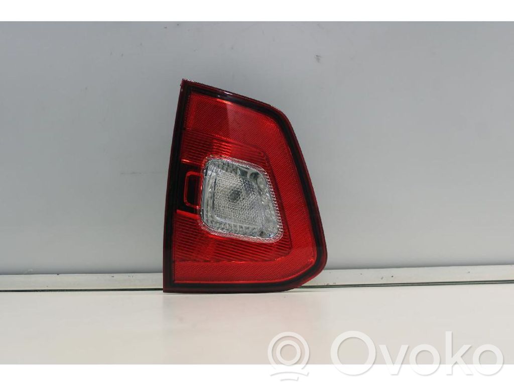 Suzuki Ignis Takaluukun takavalot 