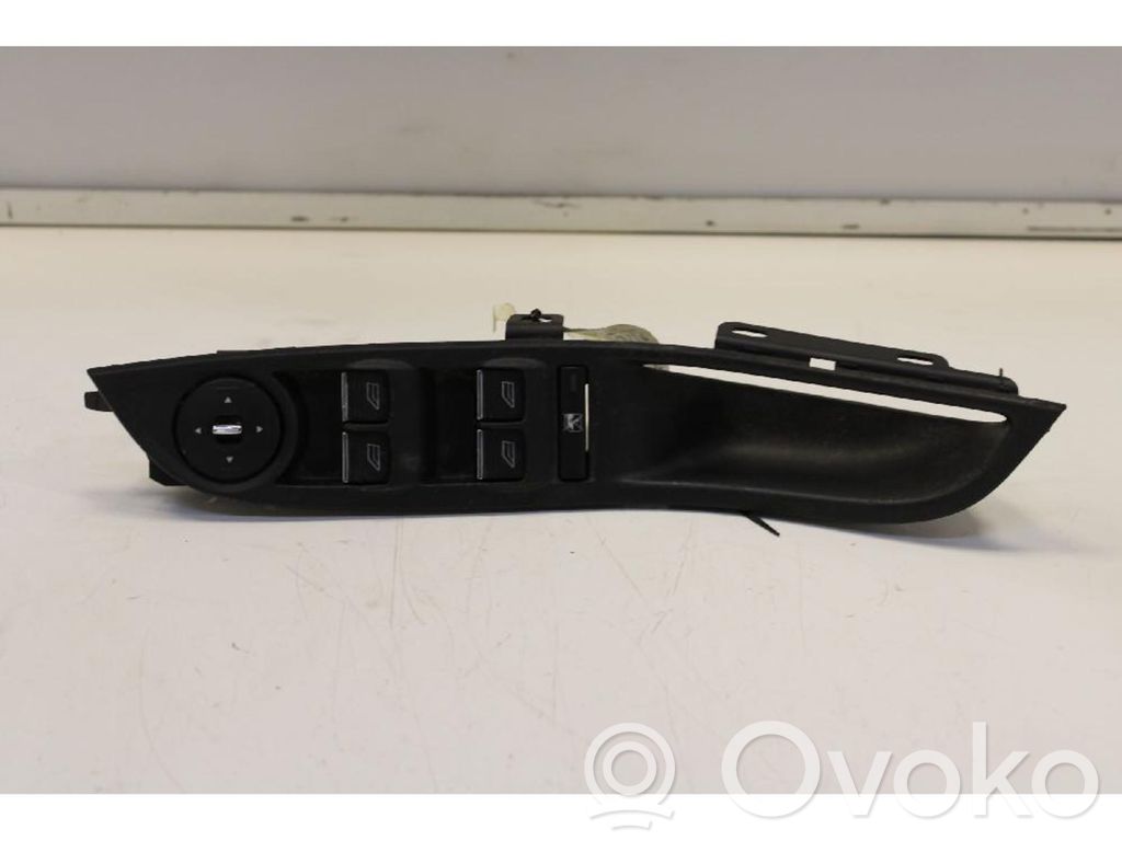 Ford Focus Electric window control switch 