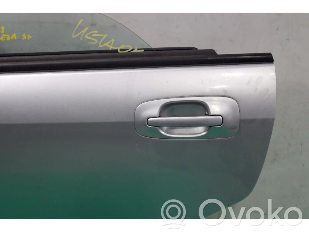 Subaru Impreza II Puerta trasera 
