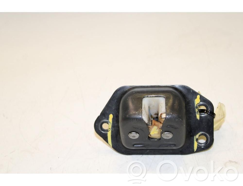 Nissan Juke I F15 Blocco/chiusura/serratura del portellone posteriore/bagagliaio