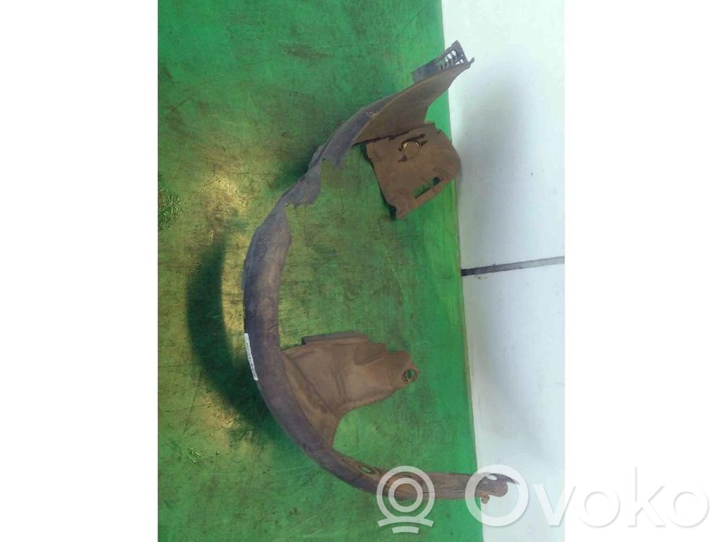 Renault Clio II Nadkole przednie