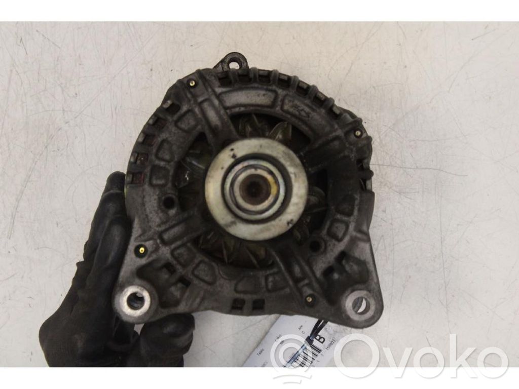 Renault Laguna II Alternador 