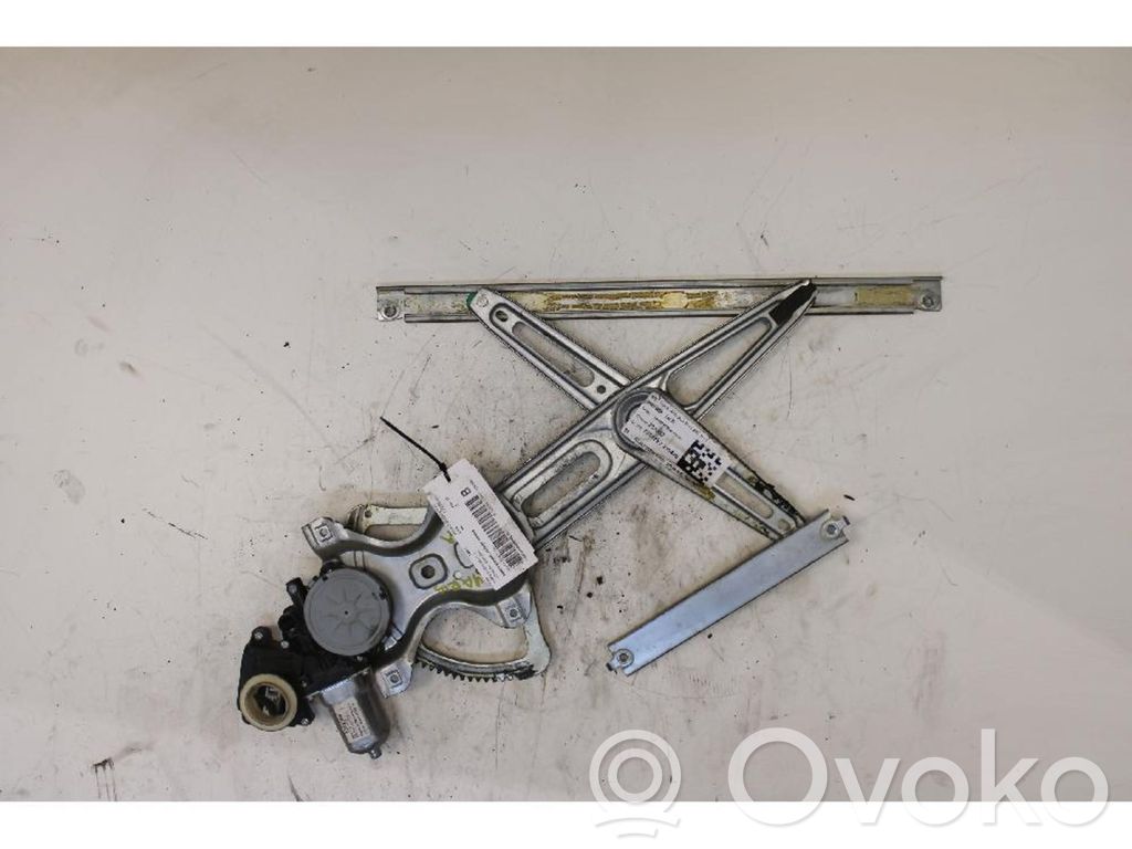 Toyota Yaris Macara ușă față cu motor 