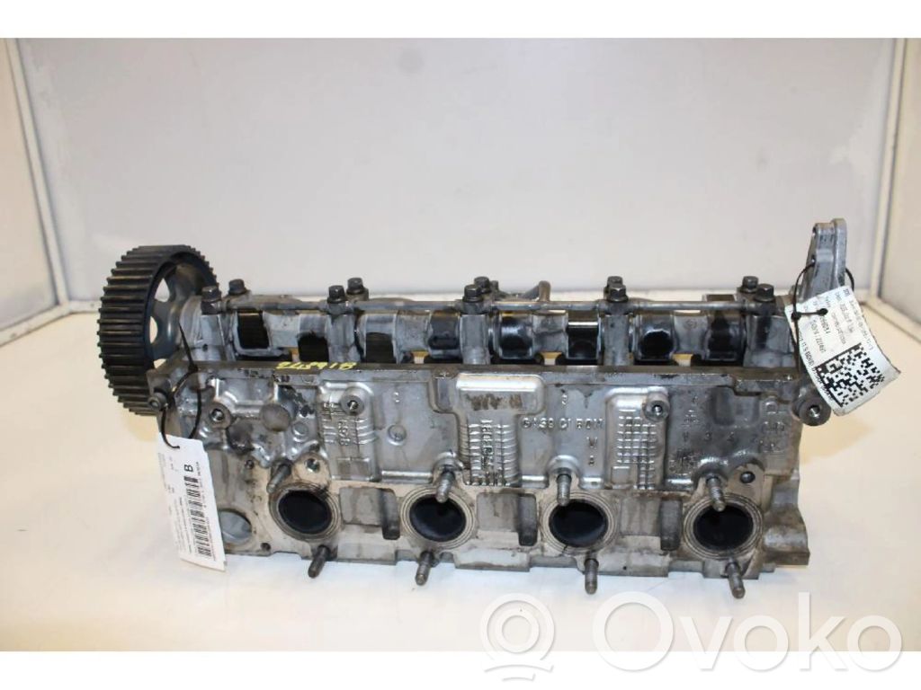 Suzuki SX4 Engine head 