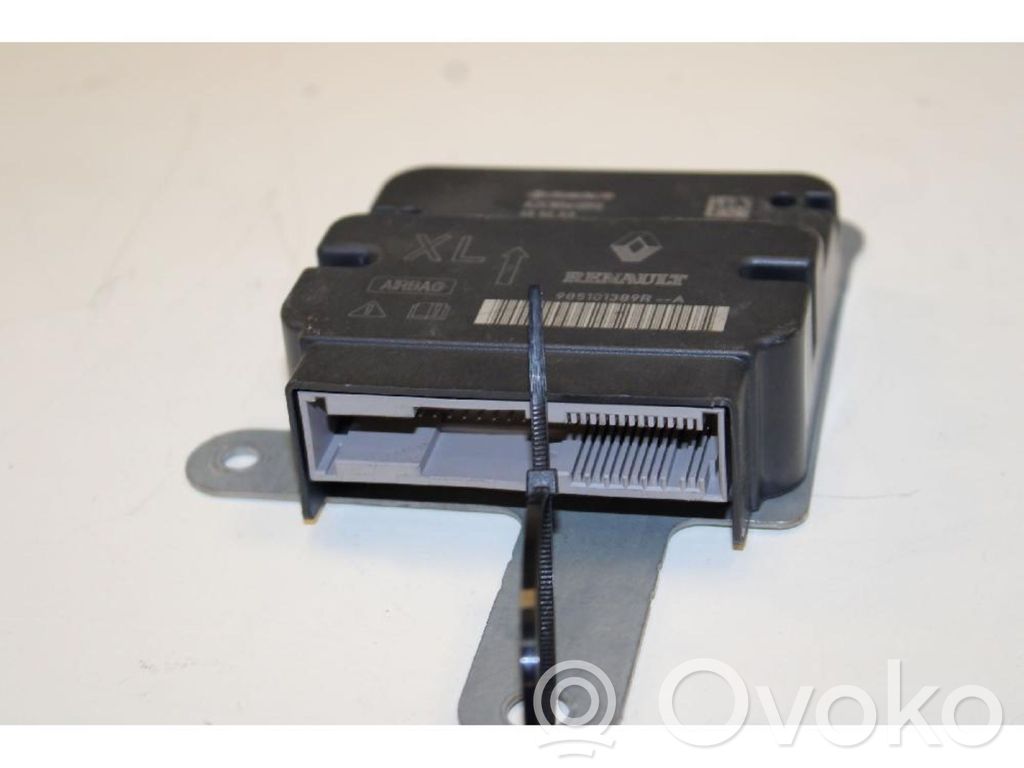Unidad de control/módulo del Airbag   985101389R