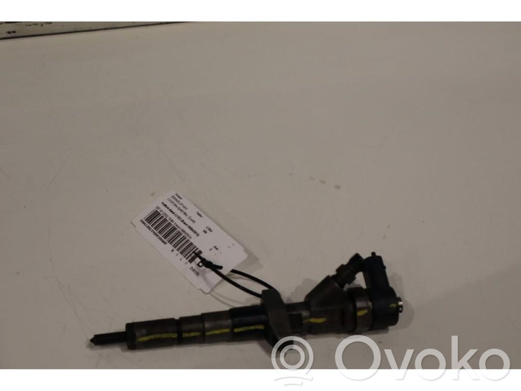 Injector combustibil   0445110038