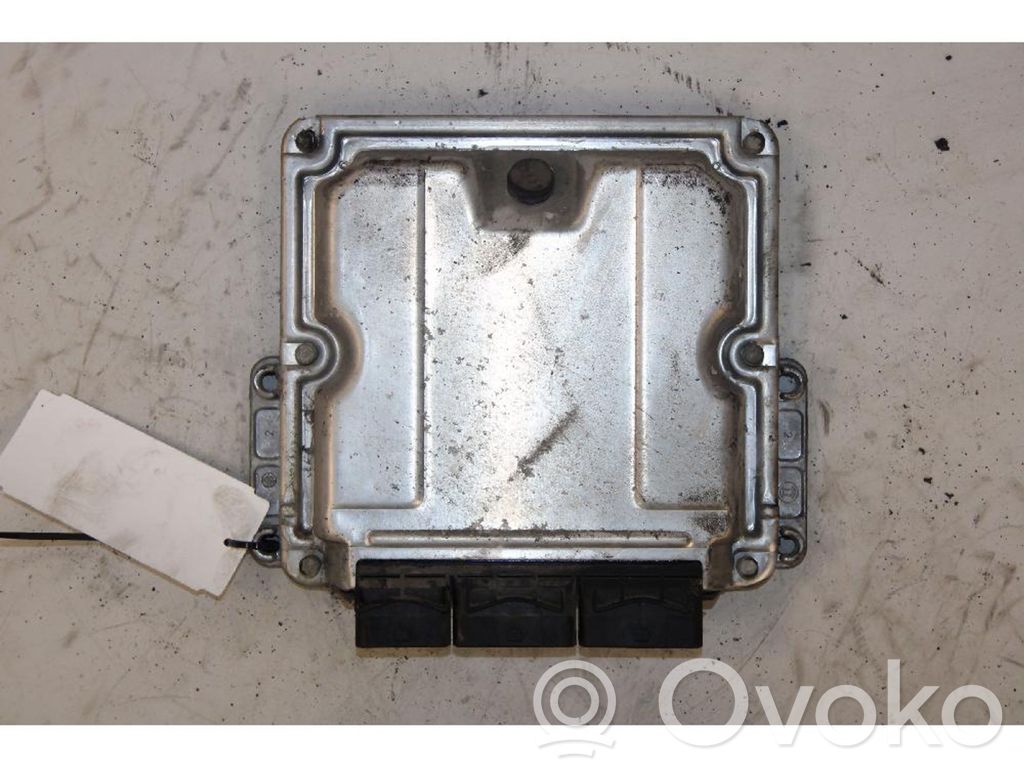 Unité / module de commande d'injection de carburant   0281011106