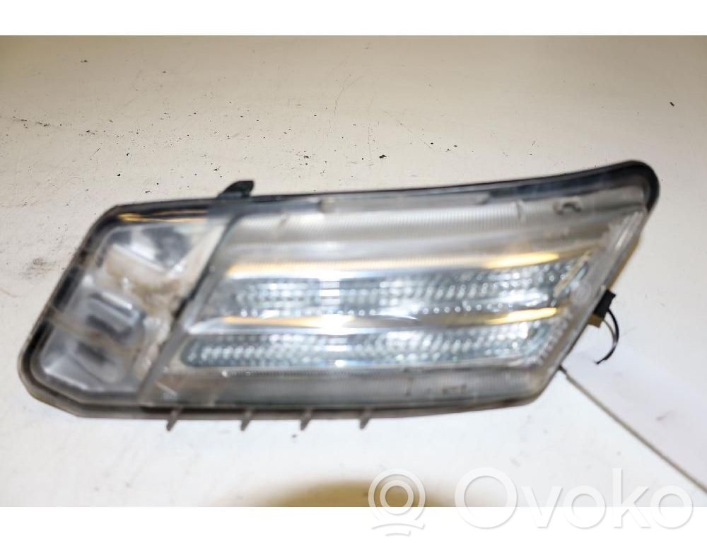 Volvo XC60 Lampa przednia 