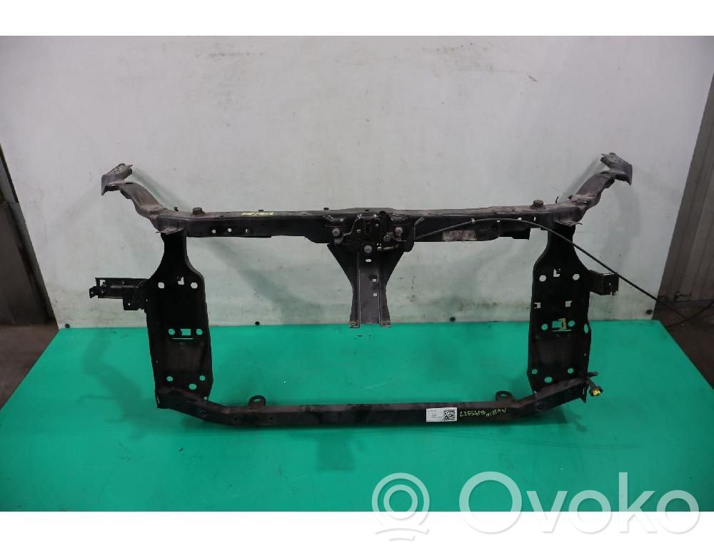 Nissan Qashqai+2 Pas przedni 