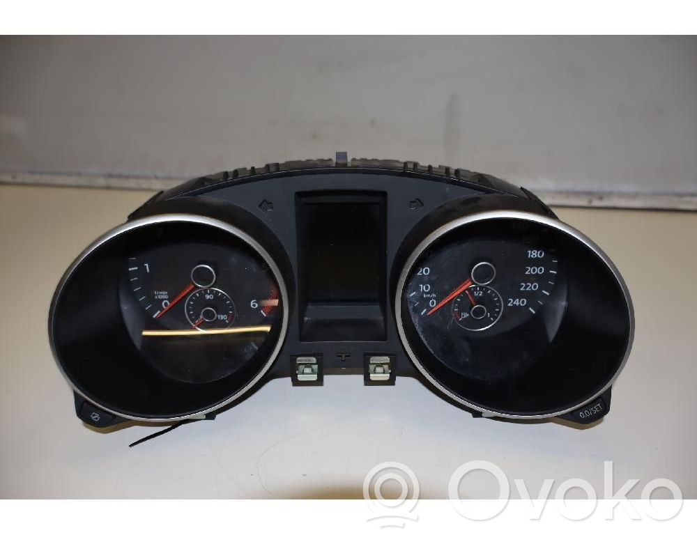 Volkswagen Golf VI Vitezometru (grup de instrumente)