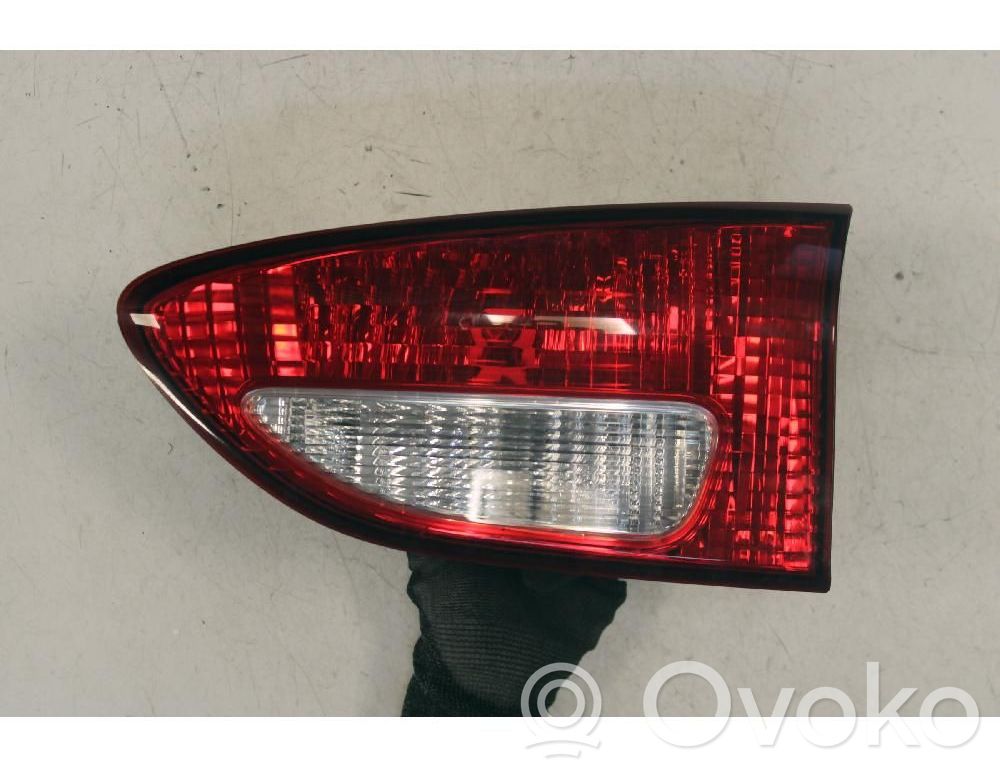 Subaru Tribeca Takaluukun takavalot