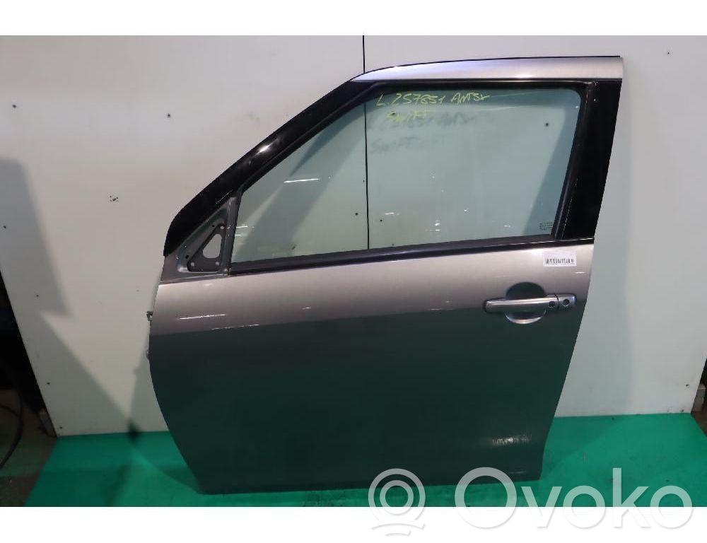 Suzuki Swift II Drzwi przednie 