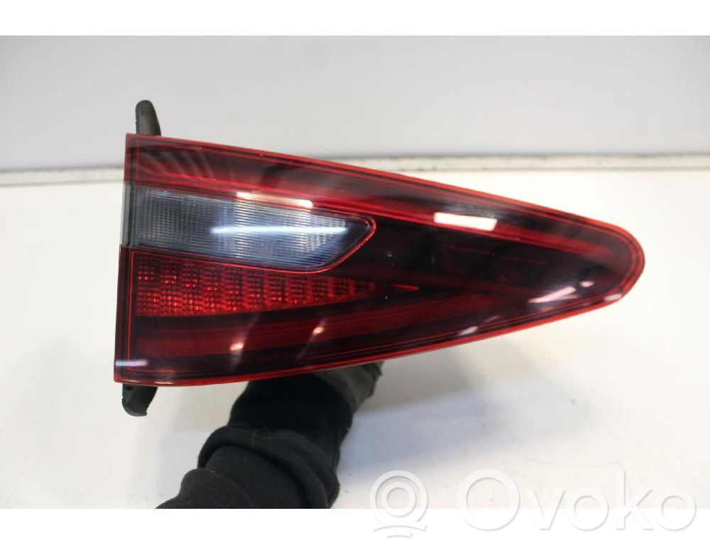 Alfa Romeo Stelvio Feux arrière sur hayon