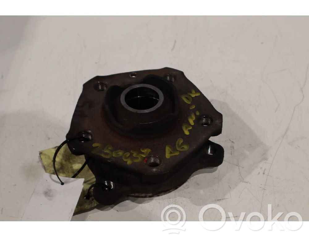 Cubo de rueda delantera