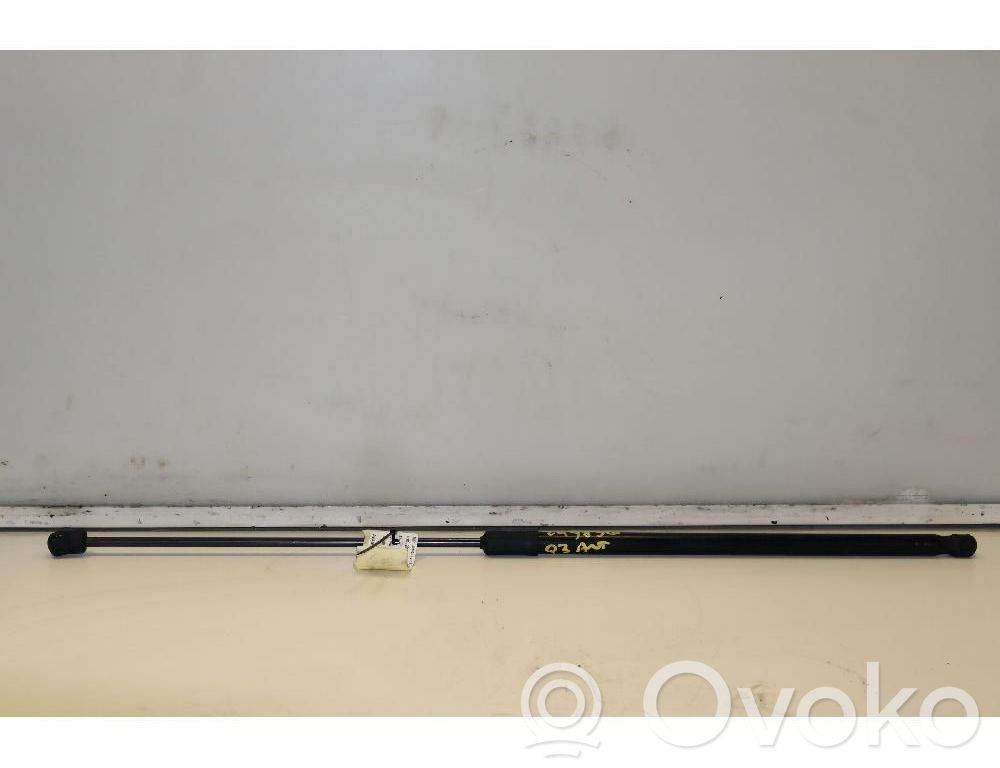 Audi Q3 8U Ammortizzatore portellone anteriore/cofano 