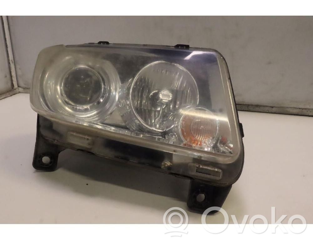 Jeep Grand Cherokee Scheinwerfer 