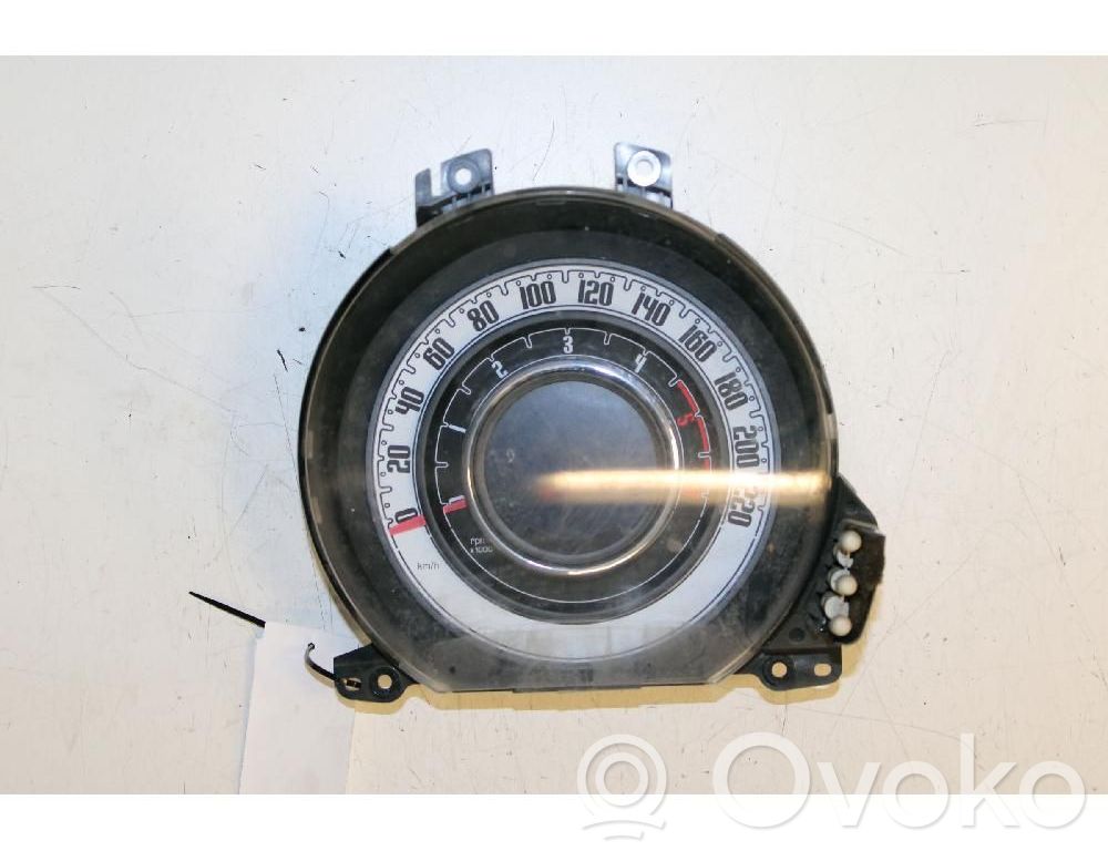 Fiat 500 Vitezometru (grup de instrumente) 