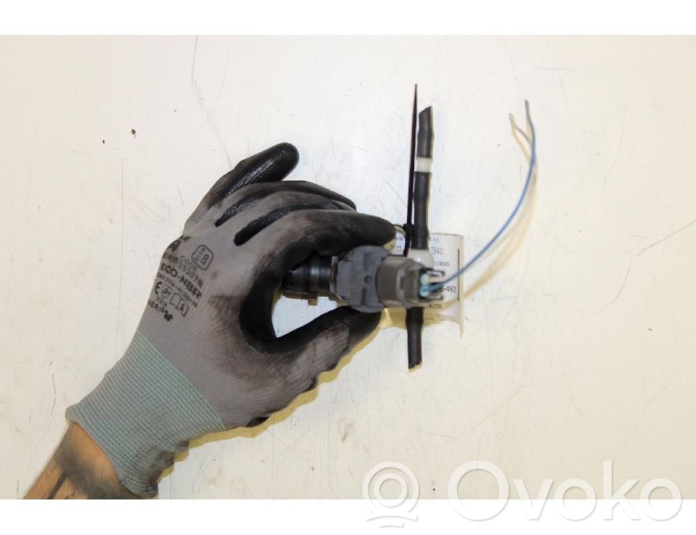 Dacia Spring Windscreen/windshield washer pump 