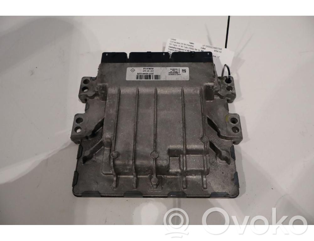 Renault Clio IV Fuel injection control unit/module 