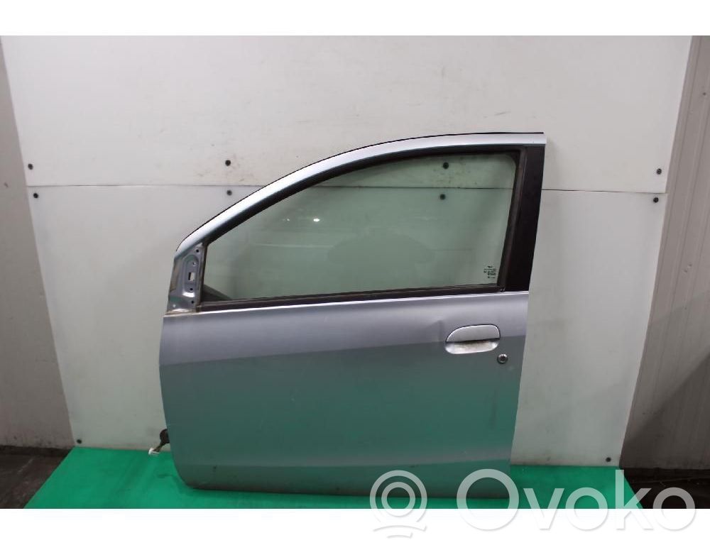Daihatsu Cuore Puerta delantera 