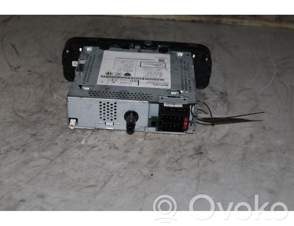 Fiat Panda III Panel / Radioodtwarzacz CD/DVD/GPS 