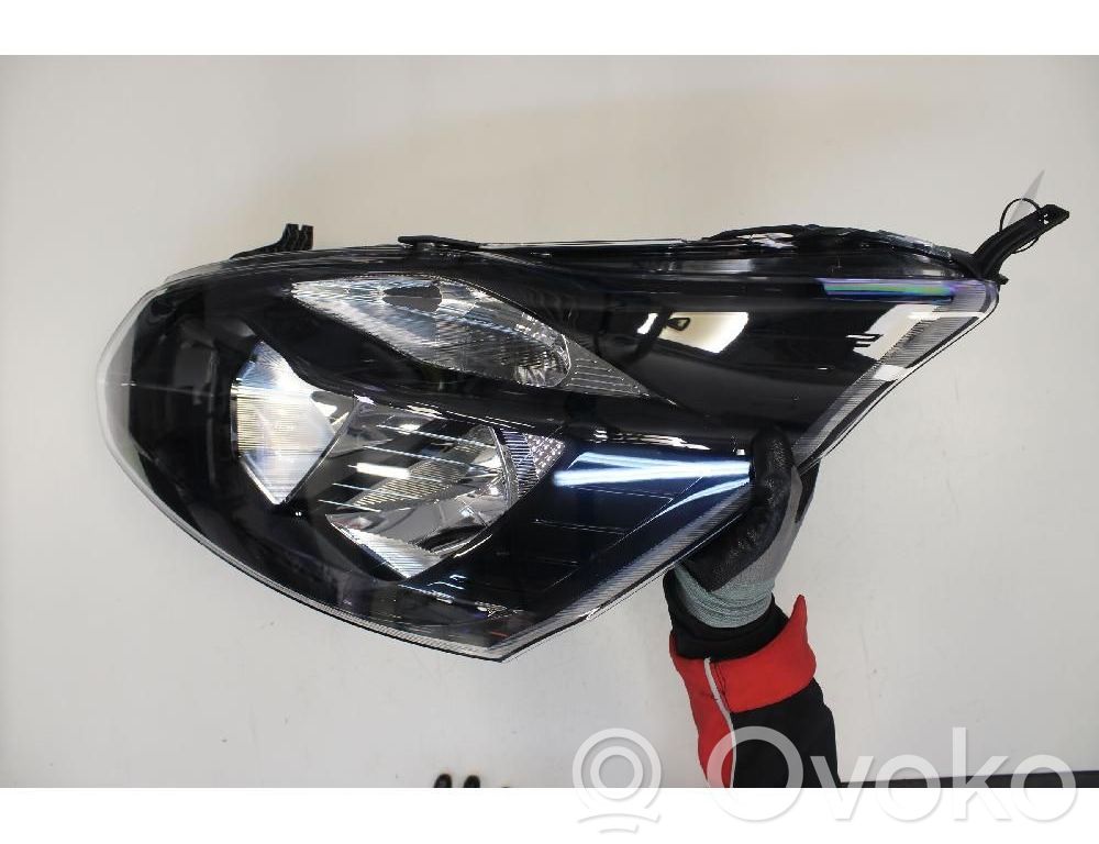 Ford Transit Custom Headlight/headlamp 
