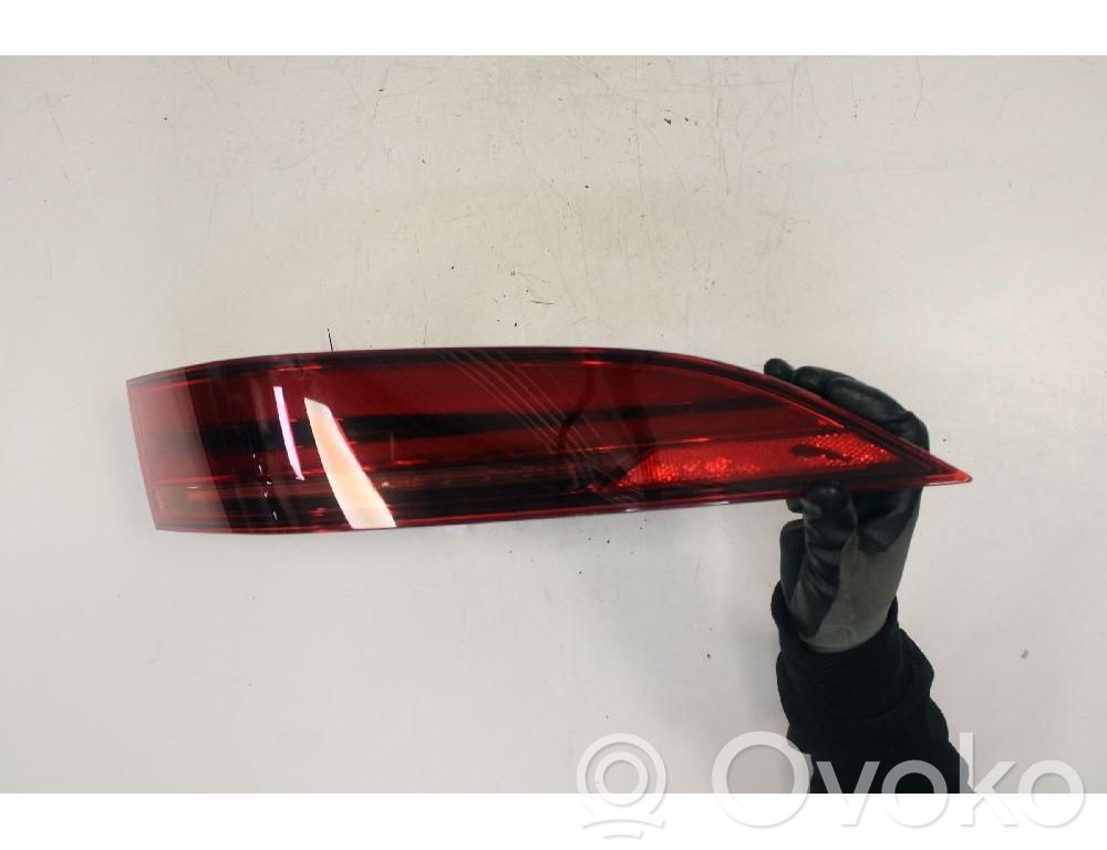 Jaguar E-Pace Rear/tail lights 