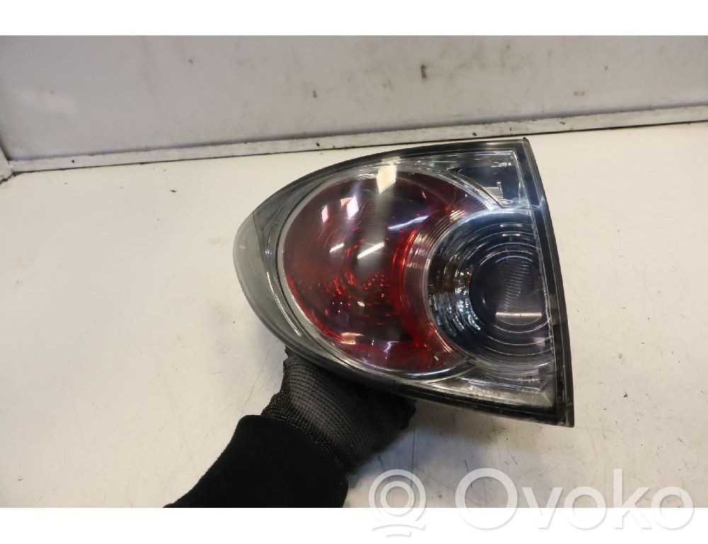 Rear/tail lights   GR4B51160A