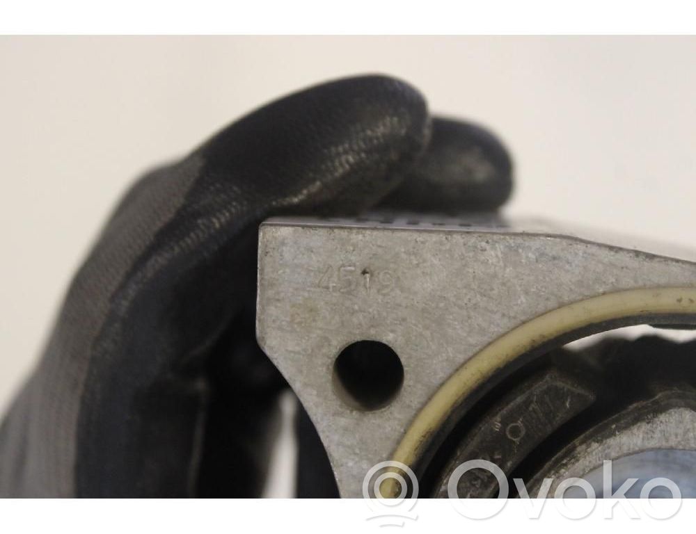 Engine mount bracket   4519