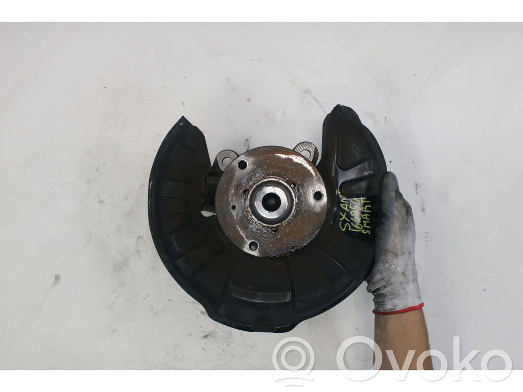 Cubo de rueda delantera   A4513300159