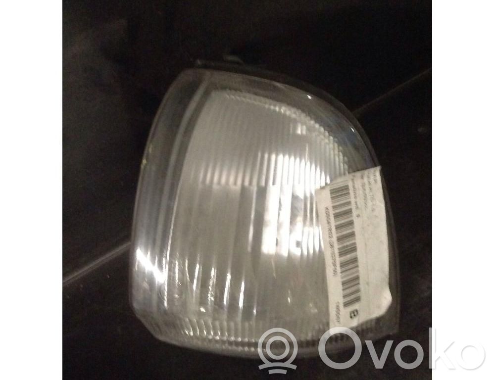 Suzuki Alto Phare frontale 
