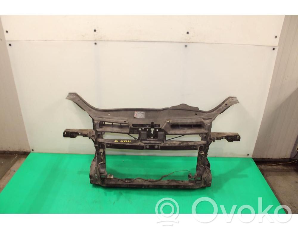Volkswagen Golf V Pannello di supporto del radiatore 