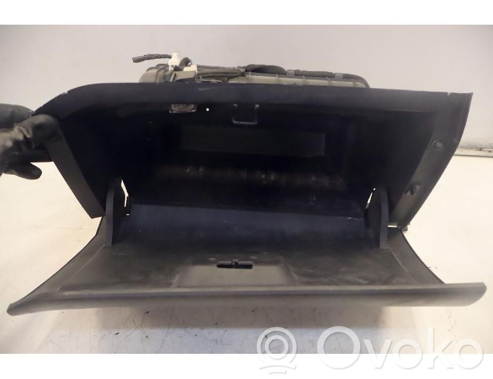 KIA Rio Vano portaoggetti 