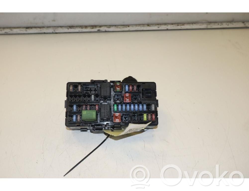 Opel Karl Fuse module 