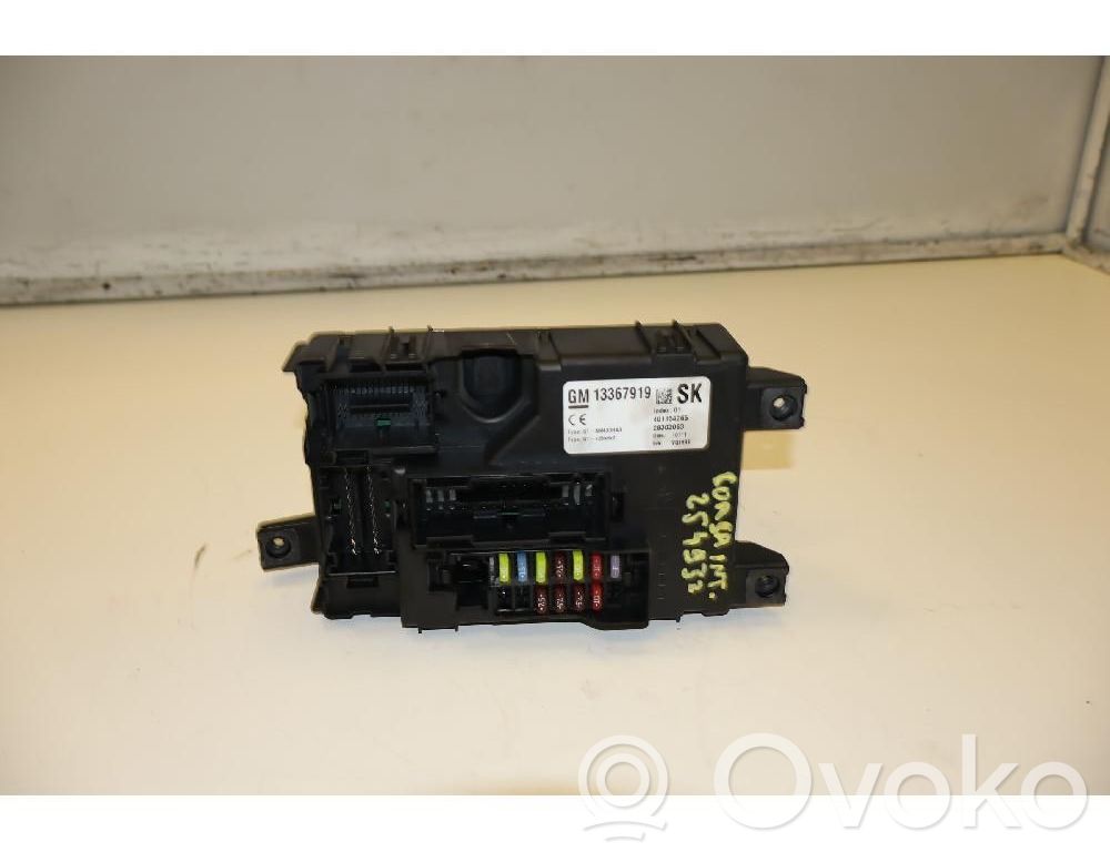 Opel Corsa D Sicherungskasten 