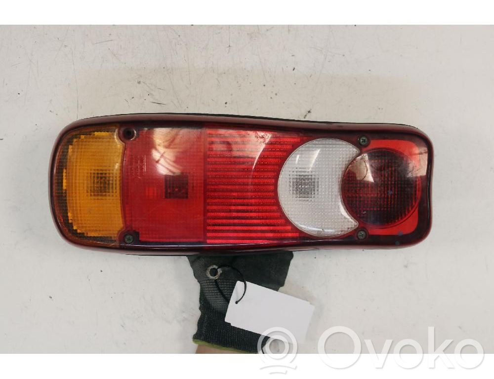 Renault Maxity Luz trasera/de freno 
