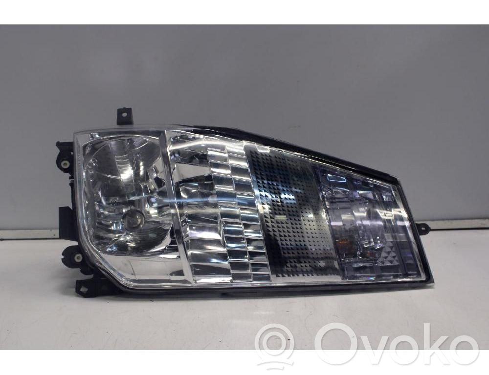 Renault Maxity Phare frontale 