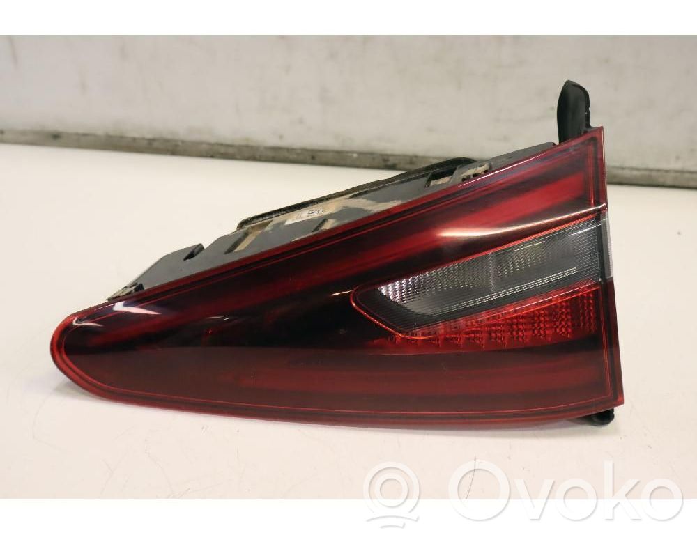 Alfa Romeo Stelvio Lampă spate în capacul portbagajului